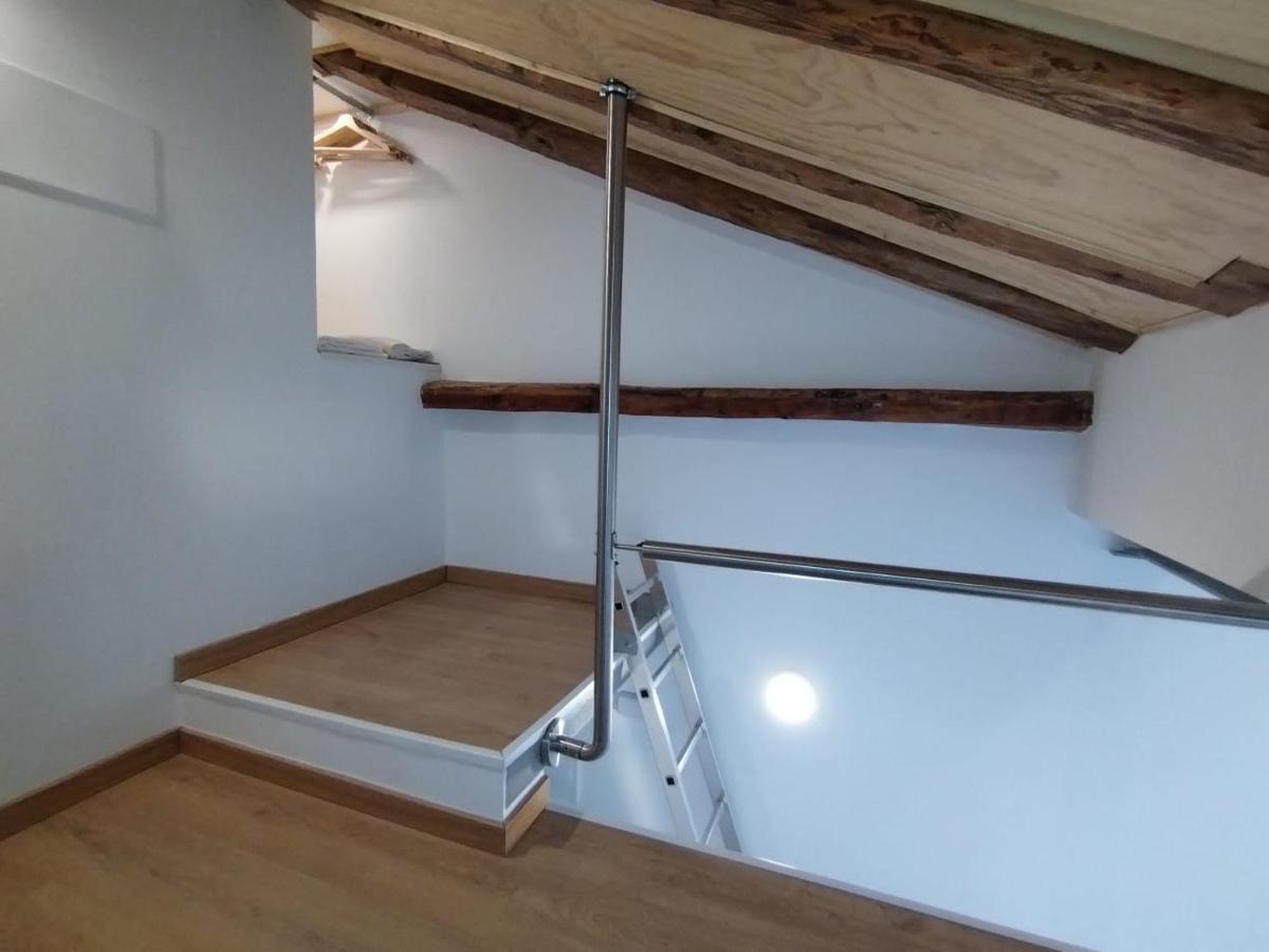 Estudio Con 2 Plantas - Puerta Del Sol Madrid Eksteriør billede