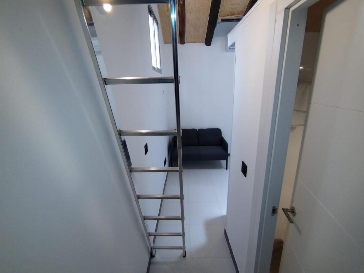 Estudio Con 2 Plantas - Puerta Del Sol Madrid Eksteriør billede